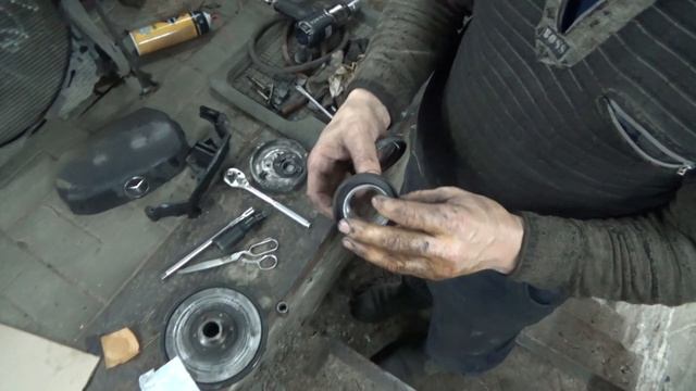 Замена сальников двигателя М104 Мерседес S124.