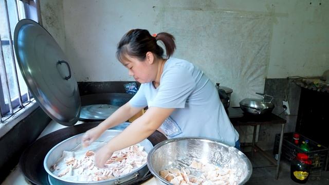 媳婦做好吃的，看起來像月餅，孩子們吃得津津有味 | Make food with pumpkin, children love it смотреть онлайн