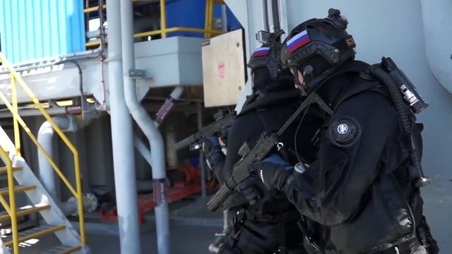 Учения ЦСН ФСБ России в Крыму 2017 _ Специальные подразделения России _ СПР смотреть онлайн