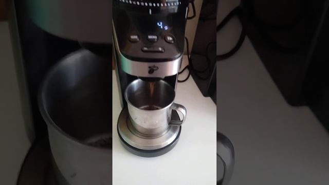 mlýnek Tchibo s váhou смотреть онлайн