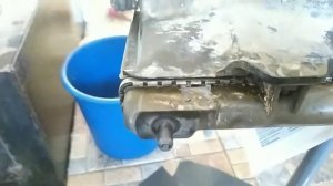 как я заклеил бачок радиатора Тойота