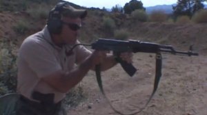 Габриэль Суарез. Бой с автоматом Калашникова