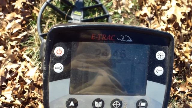 The Ultimate Guide to Minelab E-Trac & CTX 3030 Deep Iffy Signals Metal Detecting Live Digs смотреть онлайн