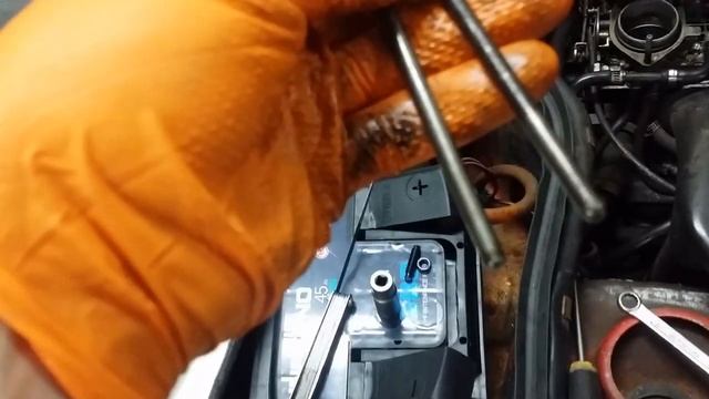 Renault 5 gt turbo restoration part 2- Compression test смотреть онлайн