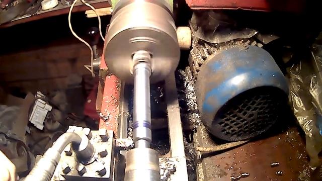 Токарка,Делаем ось для ролика на гриндер. смотреть онлайн