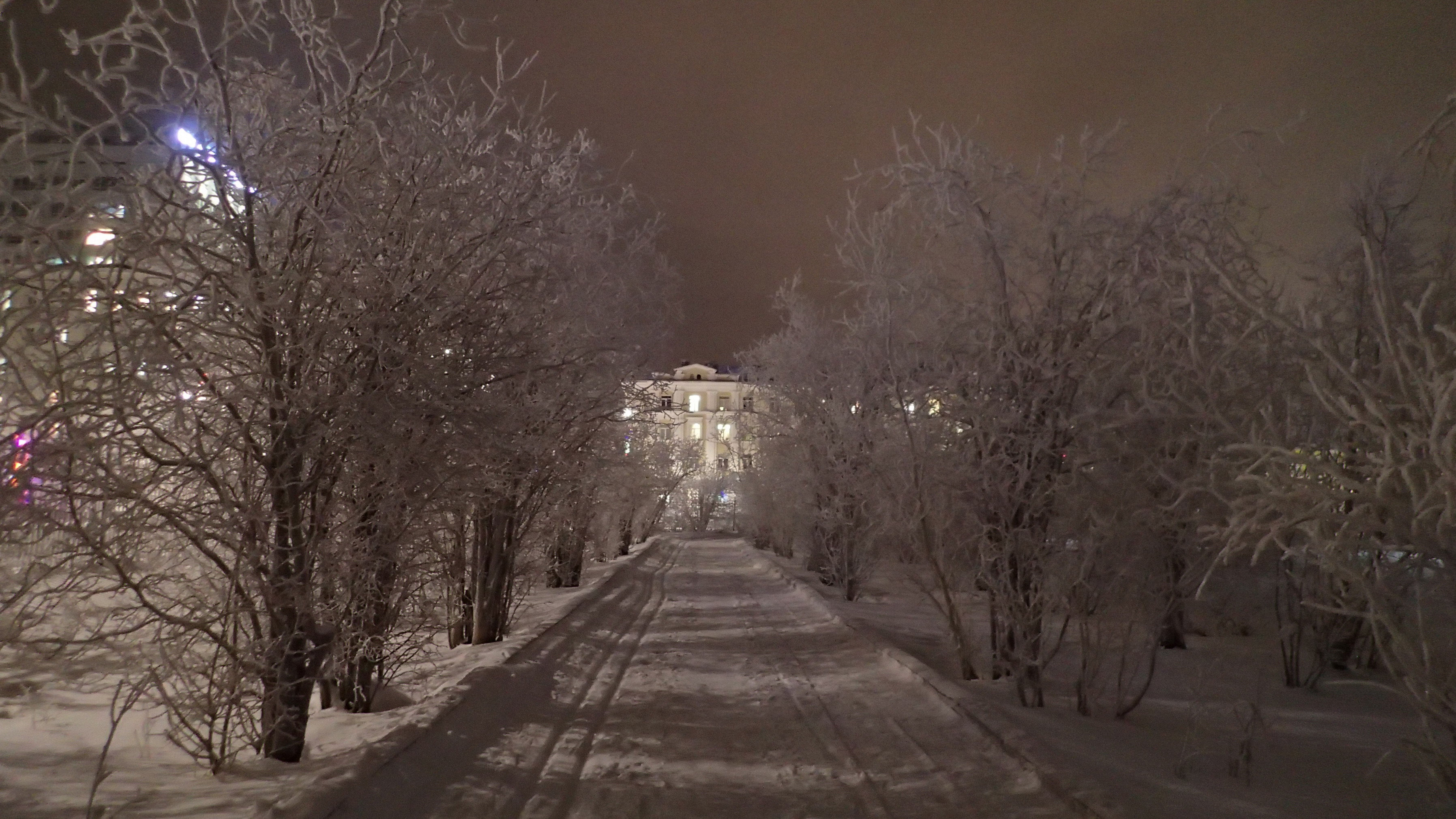 2023.11.29. Норильск. Эпическая красота возле стадиона Заполярник! смотреть онлайн