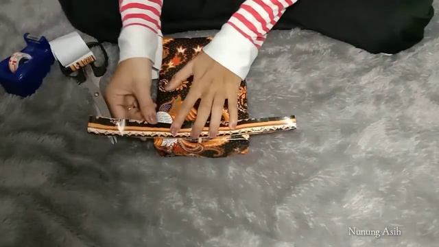 Cara Membungkus Kado Kotak Bentuk Baju Elegan Dan Simple смотреть онлайн