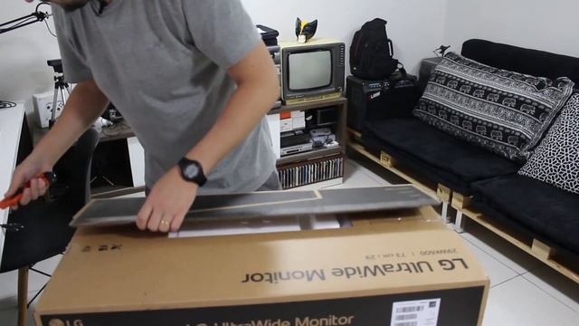 Unboxing do Monitor de vídeo LG Ultrawide 29WK600 e Monitor de áudio Edifier R1000T4 смотреть онлайн