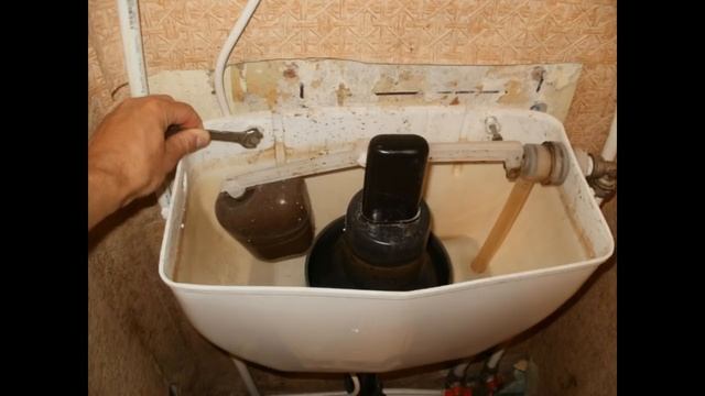 ★Смывай воду в туалете как можно реже. Как сэкономить на количестве воды для слива. Гигиена туалета