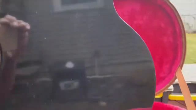 Prepping my Gibson Les Paul studio for a custom paint job смотреть онлайн