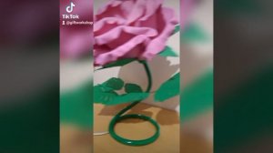 НОЧНИК . Настольный светильник роза из фоамирана. Своими руками.