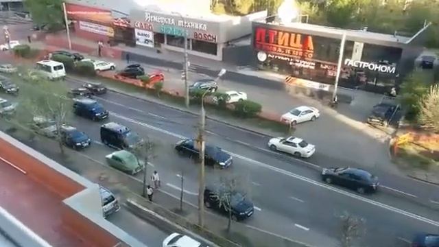 Вип-кортеж на Советской в Иркутске смотреть онлайн