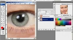 Видеоурок по изменению цвета глаз в Photoshop.