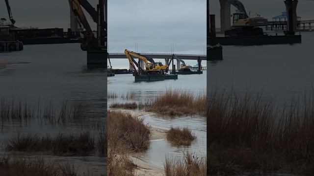 Dredging in Virginia Beach! смотреть онлайн
