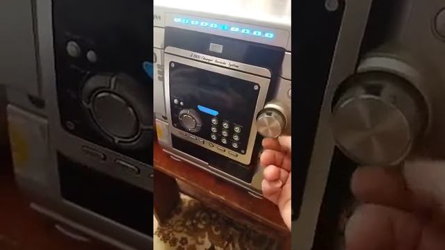 музыкальный центр LG смотреть онлайн