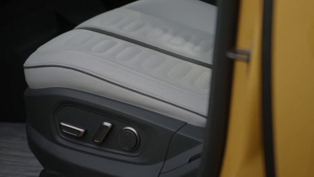 2022 Rivian R1T Revealed смотреть онлайн