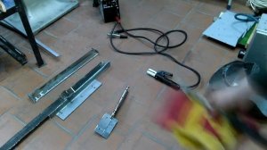 Купил себе первую сварку Интерскол ММА 180_ 8.2