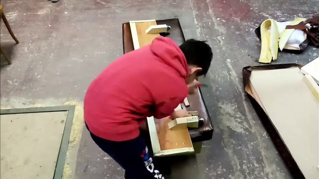 Перетяжка мебели своими руками смотреть онлайн