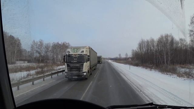 Сдувает с дороги, проехал Новосибирск!!!! Добрался до Кемерово!!! смотреть онлайн