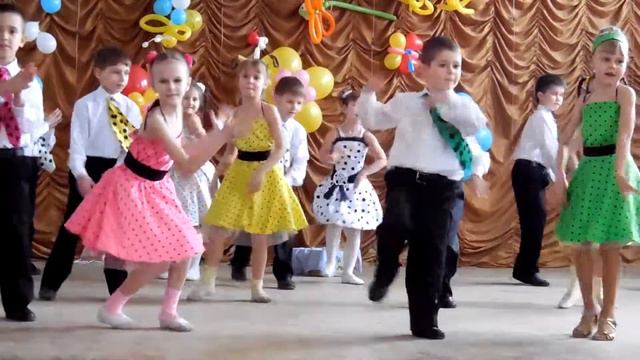 Настя. Утреник 8 марта 2014 Школа №6 смотреть онлайн