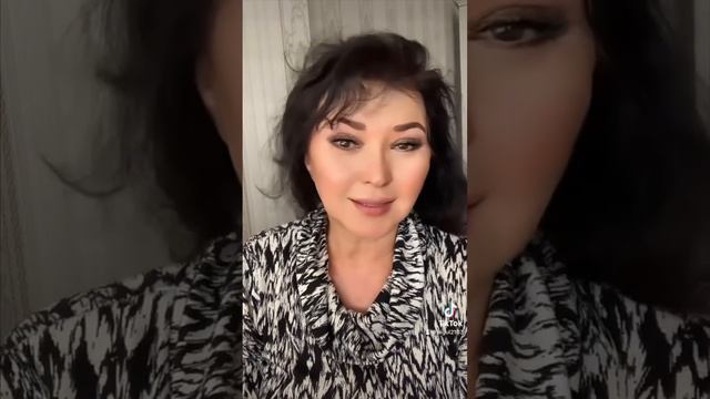 Немецкая Декоративная косметика Foet. смотреть онлайн