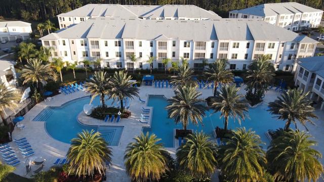 Palm Bay Club Scenic Pool смотреть онлайн