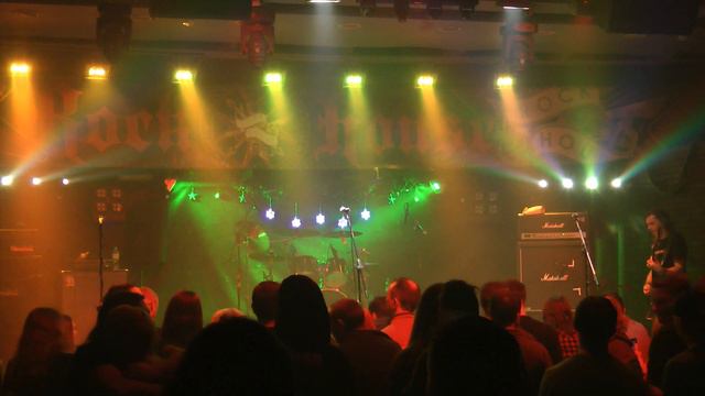 Бони Нем(BoneyNeM) - Синий тикет @ клуб Rock House 30.12.2018 смотреть онлайн