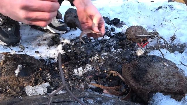 Одиночное разведение костра зимой смотреть онлайн