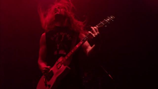 3 Inches of Blood / Live at the Vancouver Forum смотреть онлайн