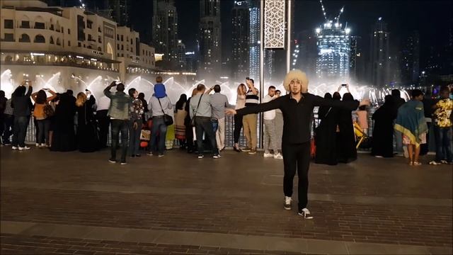 2018 Новая Чеченская Лезгинка С Танцующими Фонтанами В Дубае ALISHKA 2018 Ловзар Лезгинка New смотреть онлайн