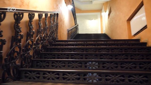 Старинную лестницу продали на «Авито» в центре Казани смотреть онлайн