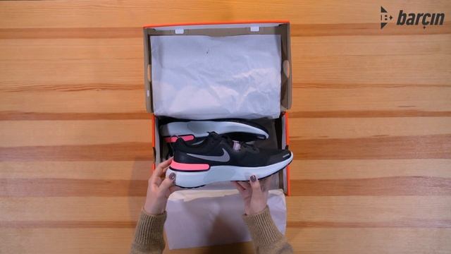 Nike React Miler Running Kadın Spor Ayakkabı Unboxing смотреть онлайн