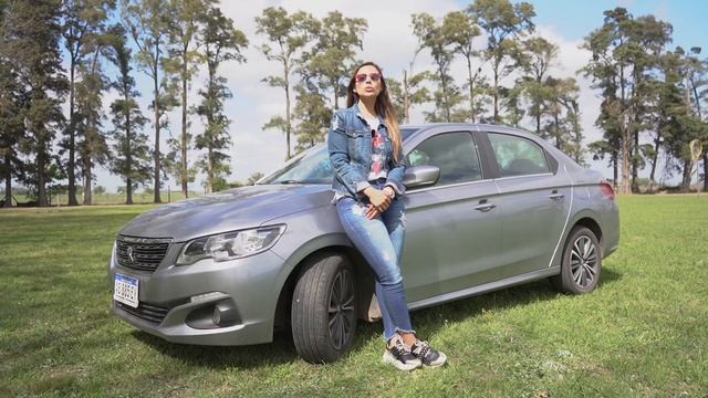 ? Peugeot 301 Allure Plus Tiptronic | Rocio de Opencars смотреть онлайн