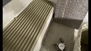 Укладка плитки на лестницу