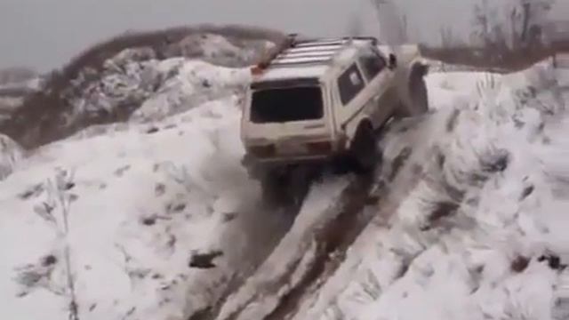 Нива против других внедорожников смотреть онлайн