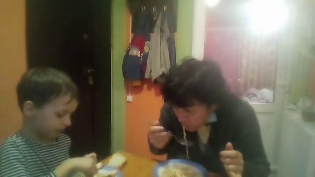 Ольгинка. Туапсинский район. Гречка, мартини, неее на карантине суп Рамен. русская версия. ужин