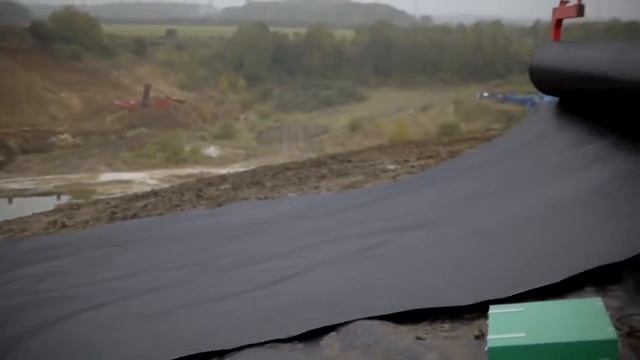Сварка геомембраны при помощи автомата LEISTER ASTRO и экструдера LEISTER WELDPLAST S6. смотреть онлайн