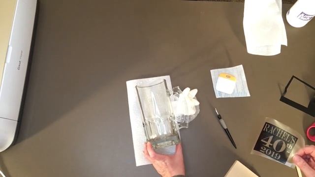 Glass Etching with Armour Etch and a Cricut смотреть онлайн