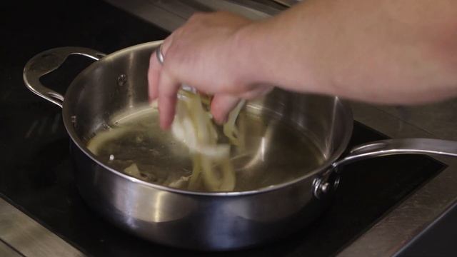 Phil Fanning's Bouillabaisse of Turbot, Salmon & Mussels смотреть онлайн