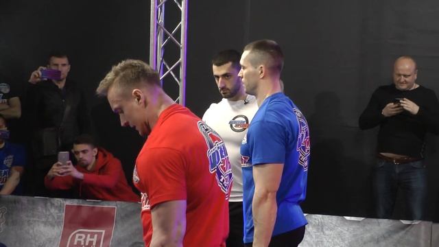 Шреддер против Животного из Иркутска.