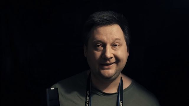 Вспышки Olympus FL600-R vs Meike mk-320 смотреть онлайн