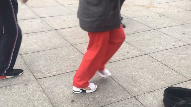 ТАНЦЫ МУЗЫКА и уличные музыканты СПБ. Санкт Петербург. Путешествия, экскурсии, туризм. смотреть онлайн