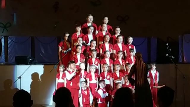 * Когда мои друзья со мной * - хор *КАМПАНЕЛЛА* рук. хора - Е. А. Сальникова смотреть онлайн