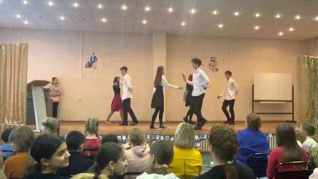 Фестиваль танцев. 10А класс смотреть онлайн