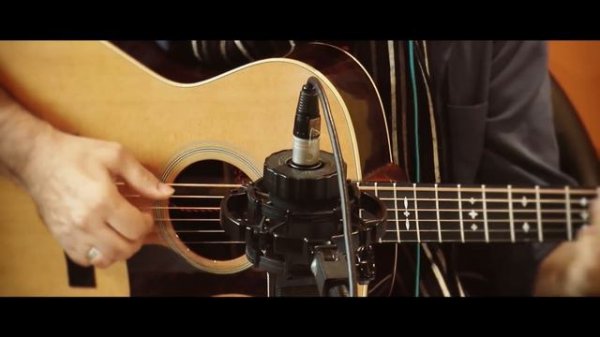 THE PINK PANTHER (Henry Mancini, 1963) -guitar, arrangement, score & tablature Yann Viet-