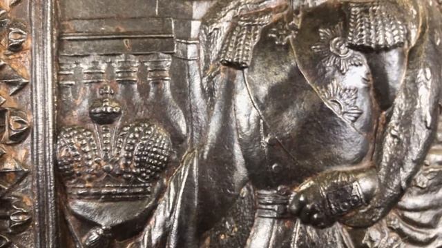 Барельеф, который вас поразит. Почему?