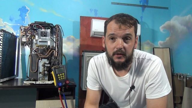 Заправка инверторного кондиционера Daikin фреоном R410a Часть 1 смотреть онлайн