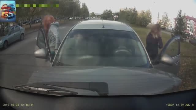 Женщины за рулем|Чумовые ДТП| ДТП Подборка на Видеорегистратор| Аварии смотреть онлайн