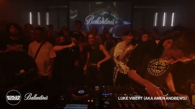 Luke Vibert (aka Amen Andrews) | Boiler Room Festival Amsterdam: True Music Studios смотреть онлайн