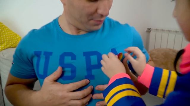 LIKEE ЧЕЛЛЕНДЖ или УГАДАЙ ЗНАК Папа ЗАРАЗИЛСЯ ЛАЙКСТРЯНКОЙ?